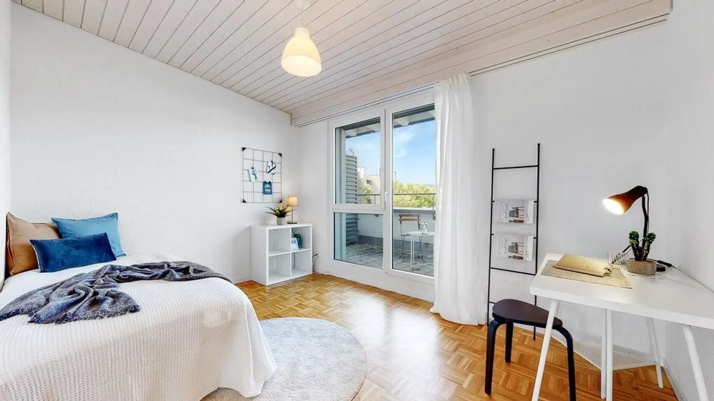 Appartamento attico 3.5 locali con grande terrazza e lavanderia privata - Foto 9 di 11