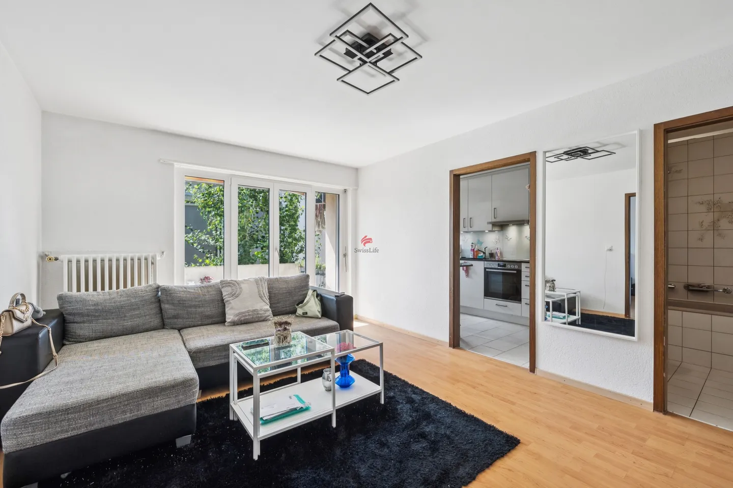 Central, charming and comfortable - Photo 2 of 14