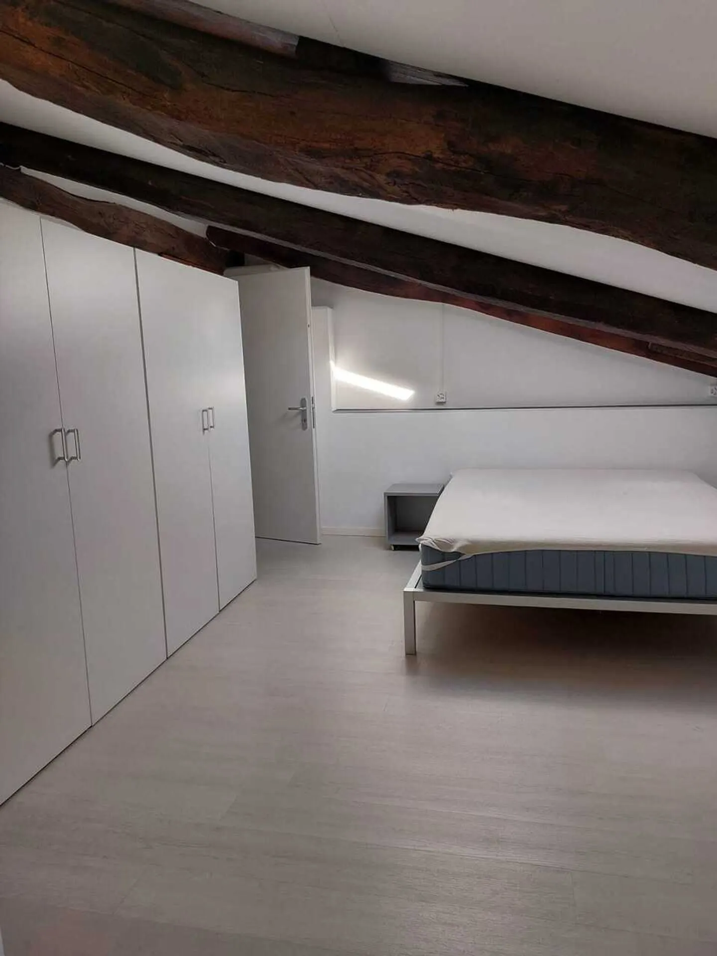 Cozy 3.5-room duplex furnished in the heart of Scairolo - Photo 10 of 13