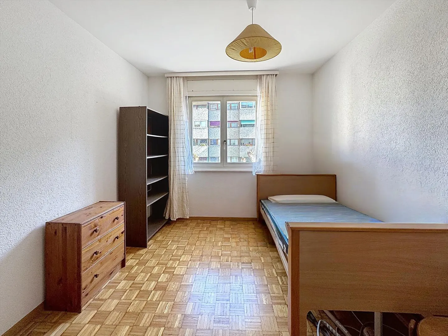 Sion, appartamento di 3,5 locali con loggia all'ingresso ovest della città - Foto 5 di 8