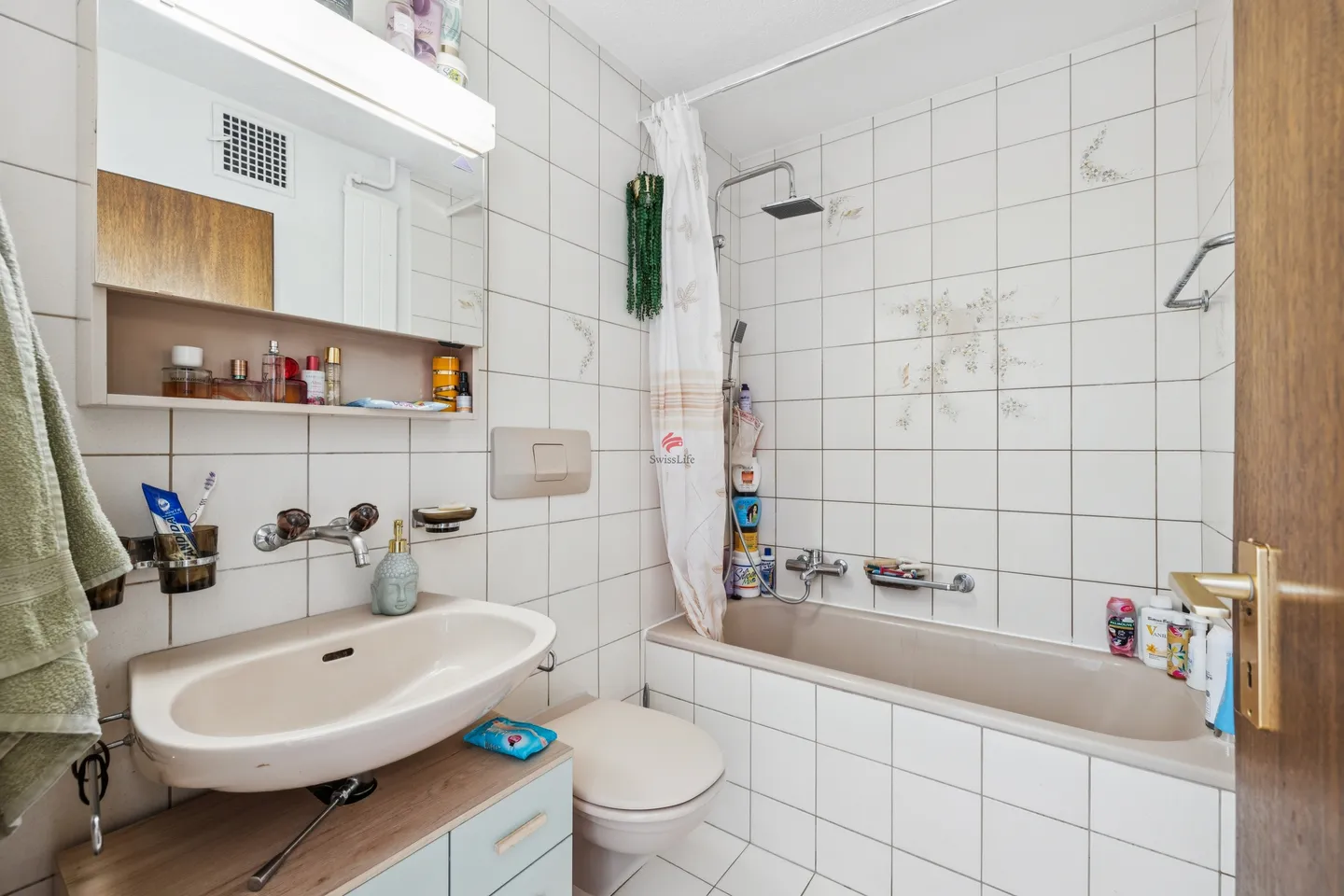 Central, charming and comfortable - Photo 13 of 14