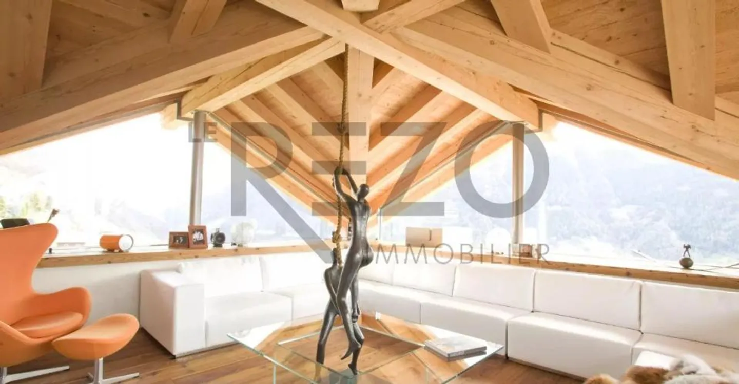 Chalet d'architecte à St-Martin - Photo 2 sur 12