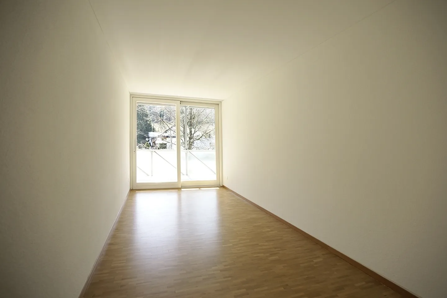 bright 4 1/2 room apartment with large sunny terrace - Photo 10 of 26