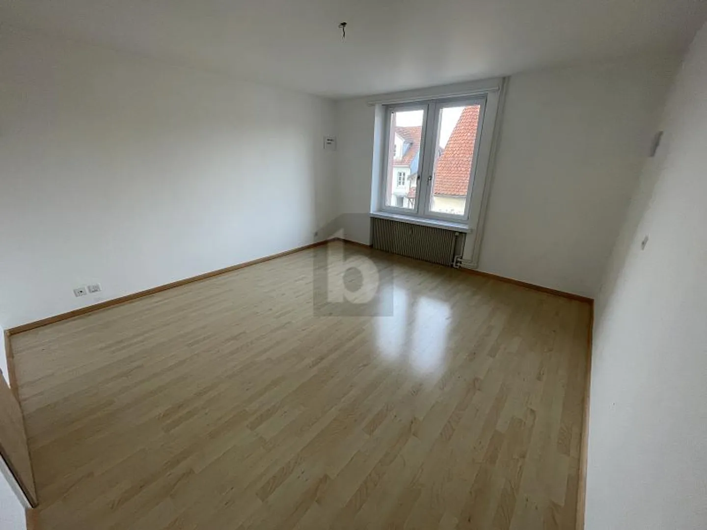 Apartment for rent - Photo 5 of 6