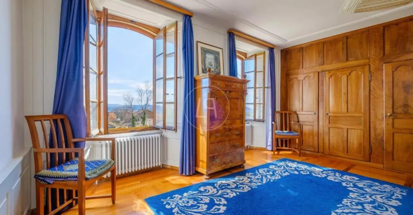 Klassifiziertes Herrenhaus, nahe einem Hektar ? 35 Minuten von Lausanne - Foto 7 von 11