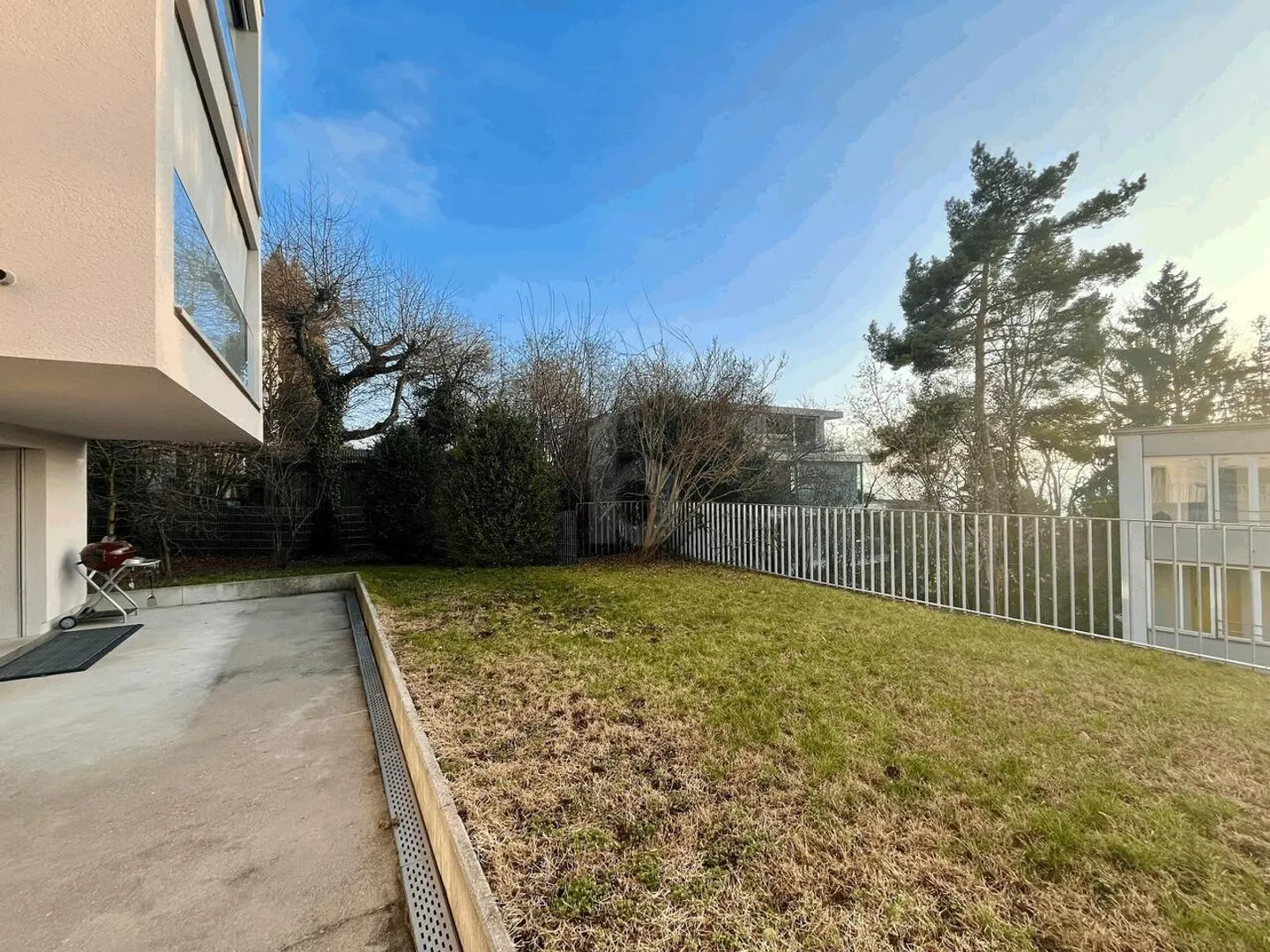 Ampio appartamento con giardino a Zurigo - Foto 5 di 6