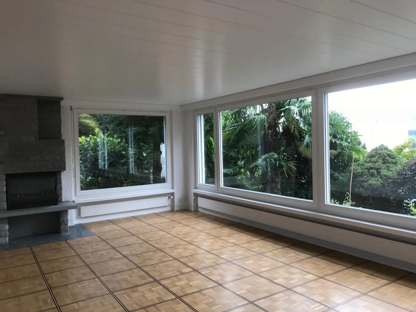 Vivere come in una casa unifamiliare con vista mozzafiato sul lago e sulle montagne - Foto 3 di 17