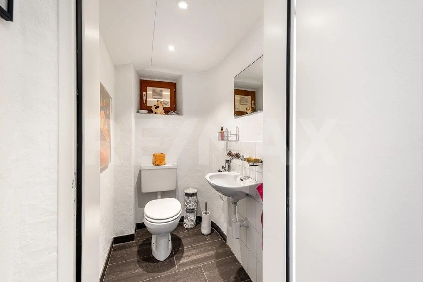 Well-maintained residential house with spacious terrace - Photo 9 of 13