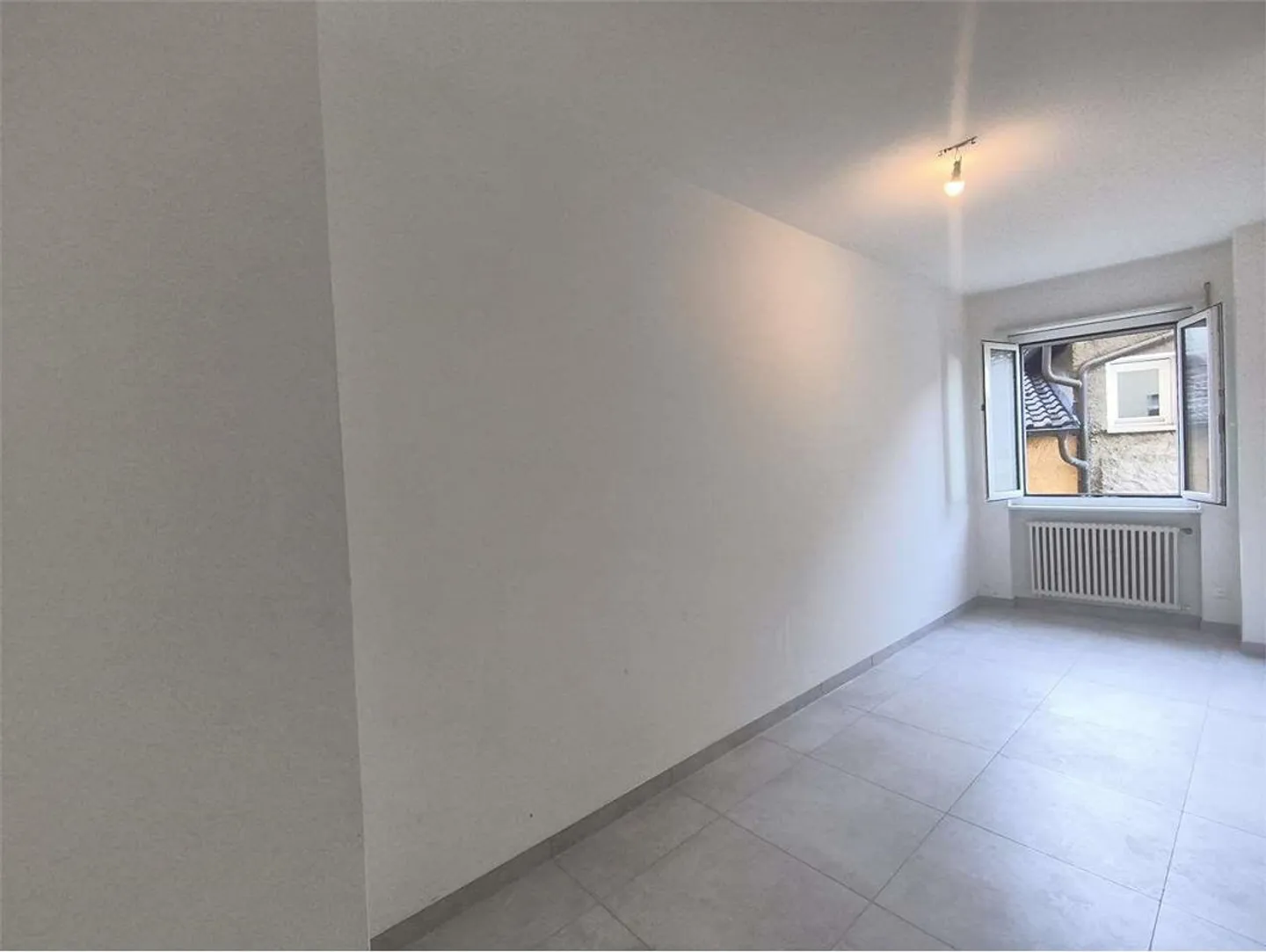 Schöne Zweizimmerwohnung für junge Paare oder Singles: in Davesco-Soragno mit Balkon - Foto 7 von 8