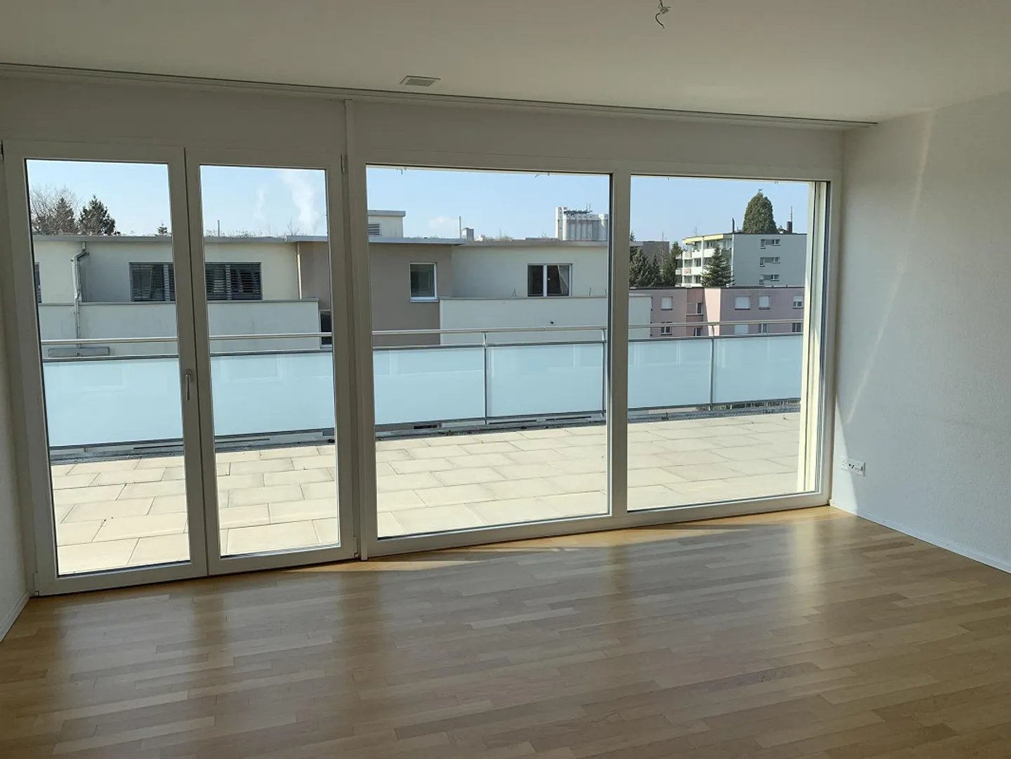 Moderne Attikawohnung mit Aussicht - Foto 2 von 13