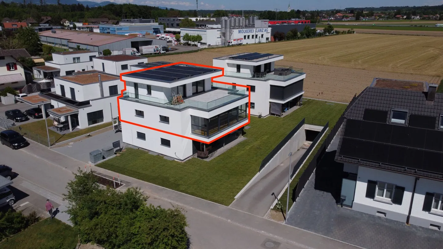 APPARTEMENT PENTHOUSE LUXUEUX DE 5,5 PIÈCES - PREMIÈRE OCCUPATION - Photo 1 sur 10