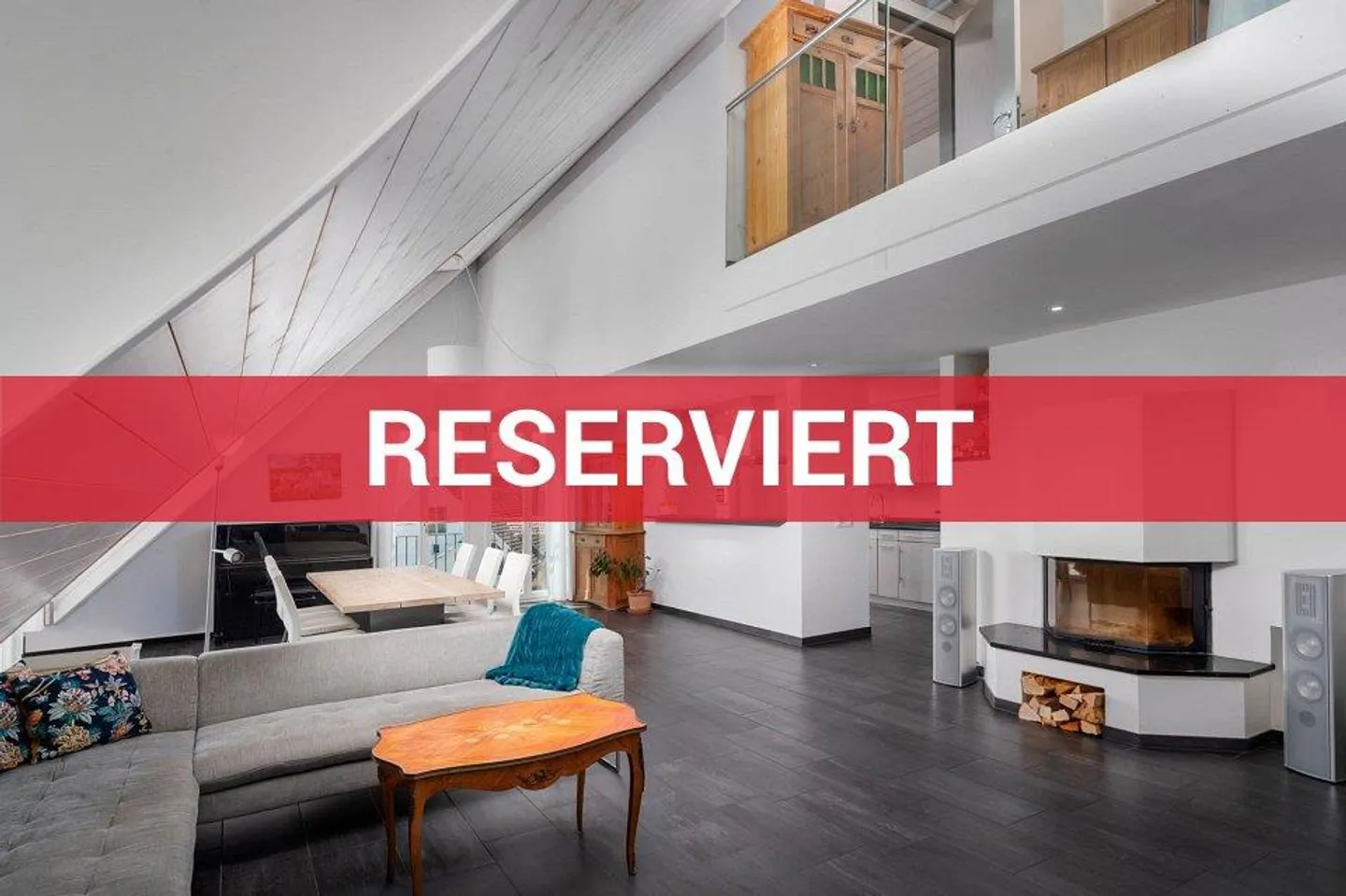Appartamento duplex spazioso con vista sul lago - Foto 1 di 2
