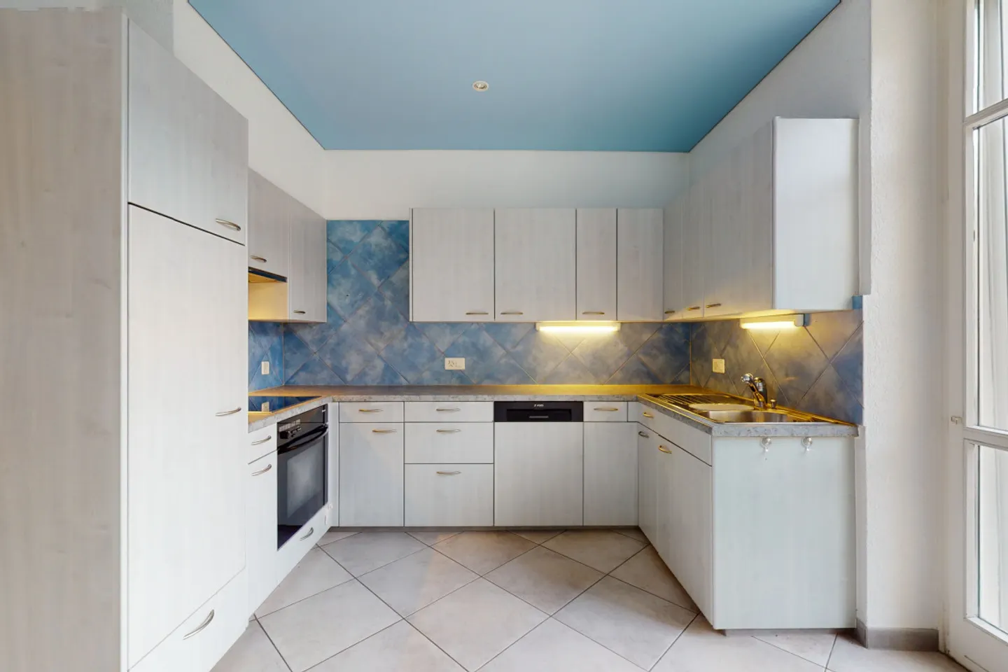 Immeuble mixte rénové - Photo 7 sur 13