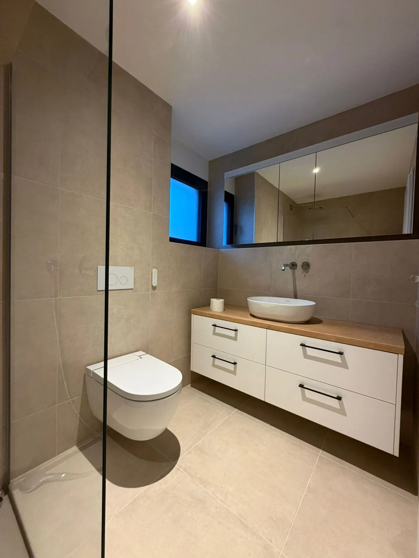 APPARTEMENT PENTHOUSE LUXUEUX DE 5,5 PIÈCES - PREMIÈRE OCCUPATION - Photo 10 sur 10