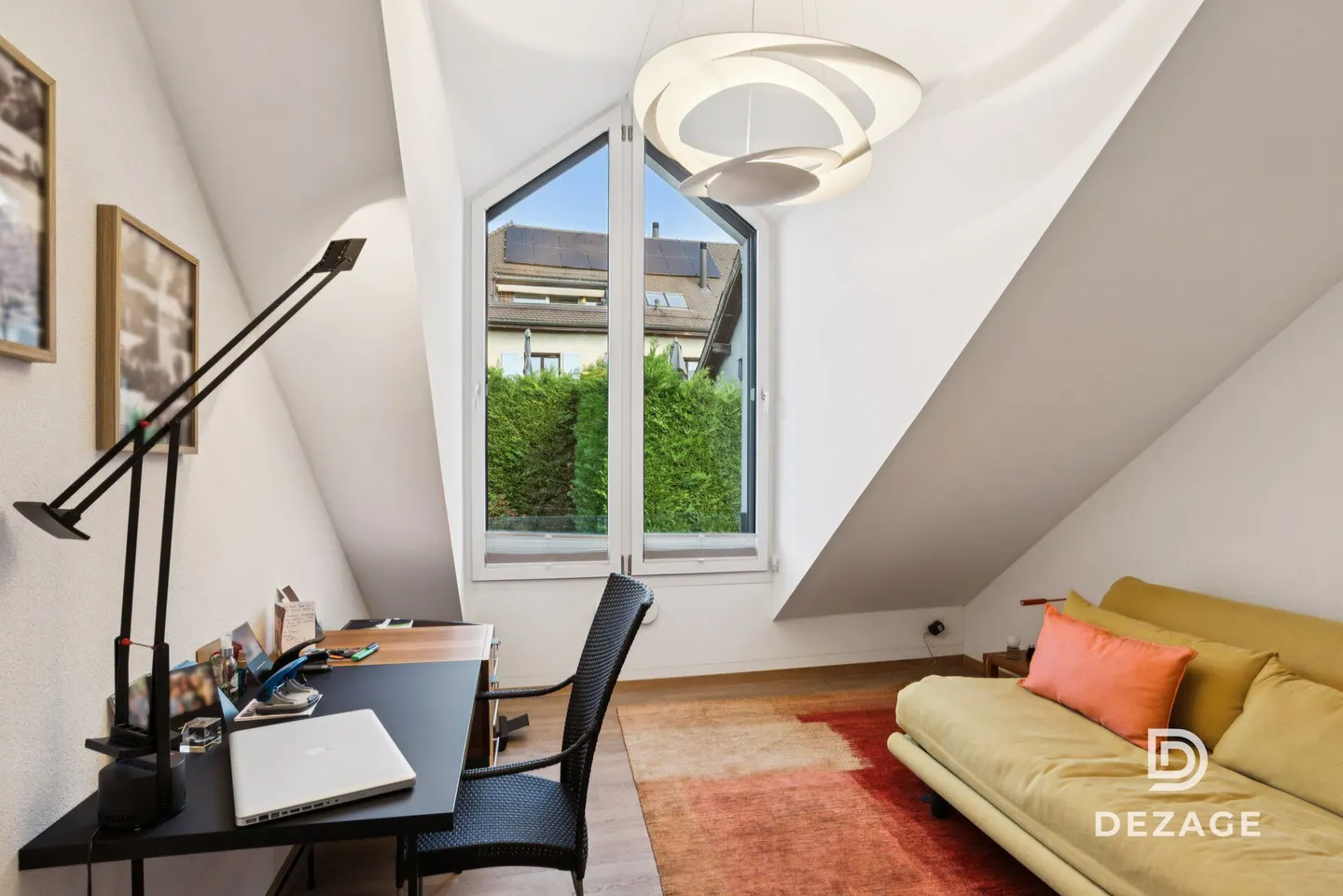 Magnificent duplex with house spirit, direct elevator, garden and breathtaking view of the Lake! - Photo 7 of 13