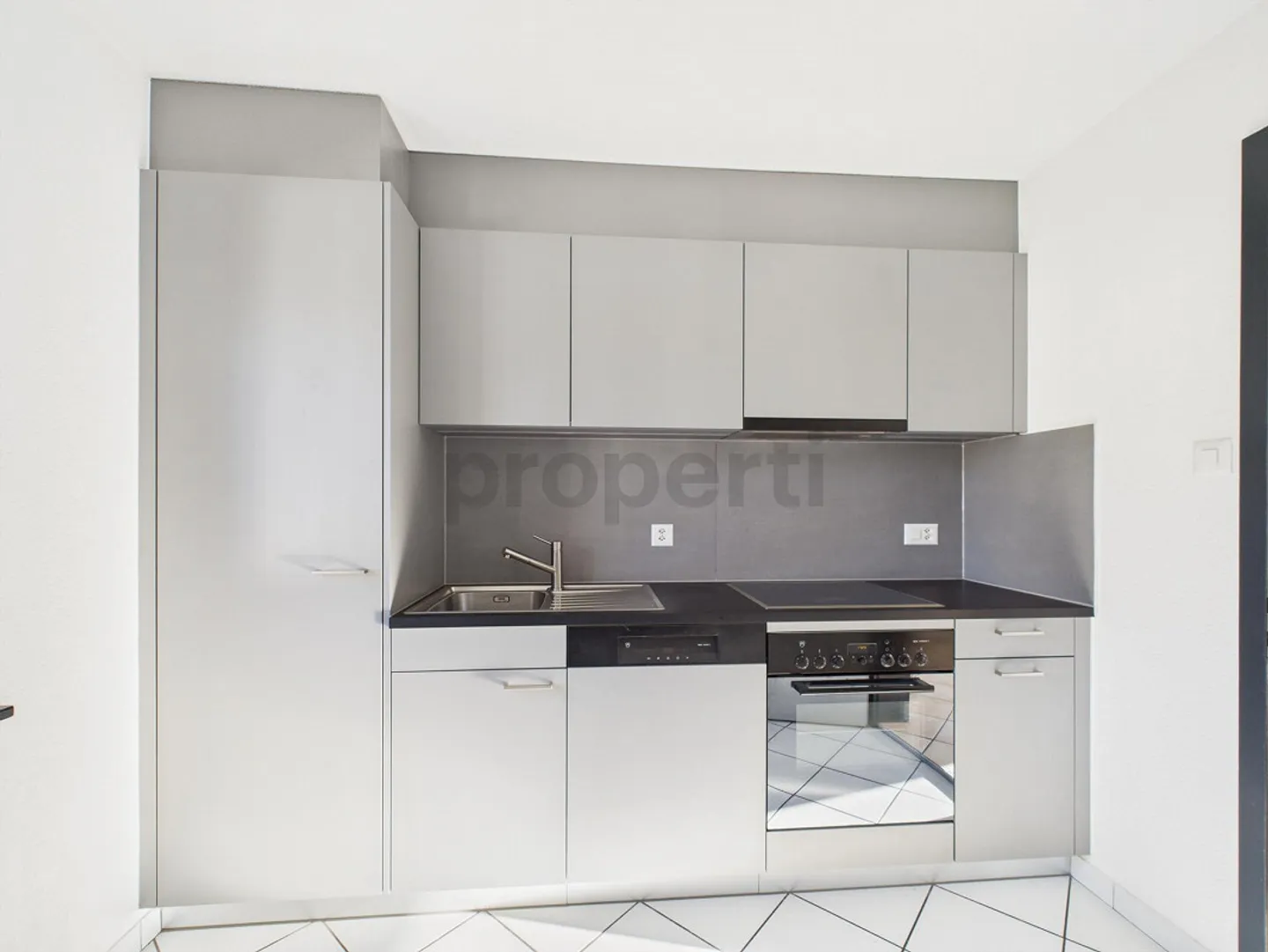 Appartamento in affitto - Foto 2 di 11
