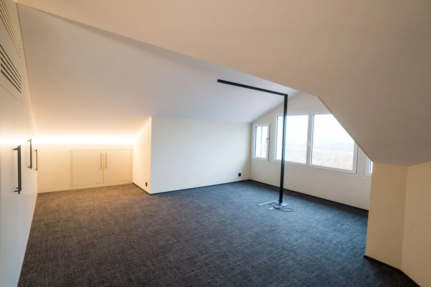 Villa di Lusso con Vista Alpina - Foto 14 di 17