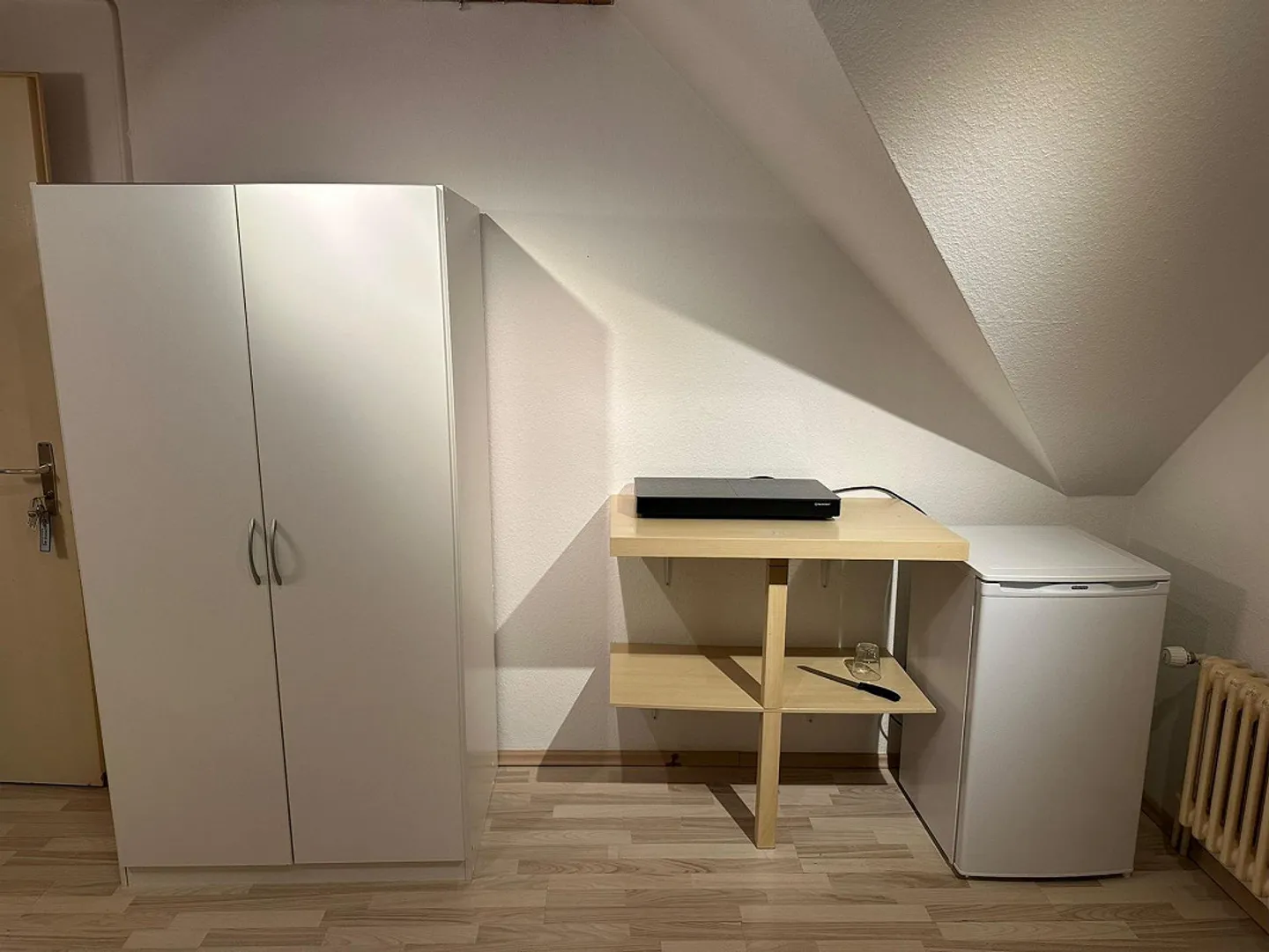 Studio (1 room) for rent - Photo 6 of 6