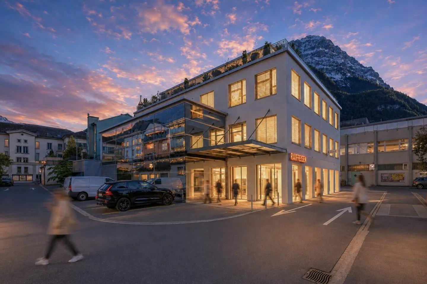 Spazi commerciali nel centro di Glarus - Foto 1 di 12