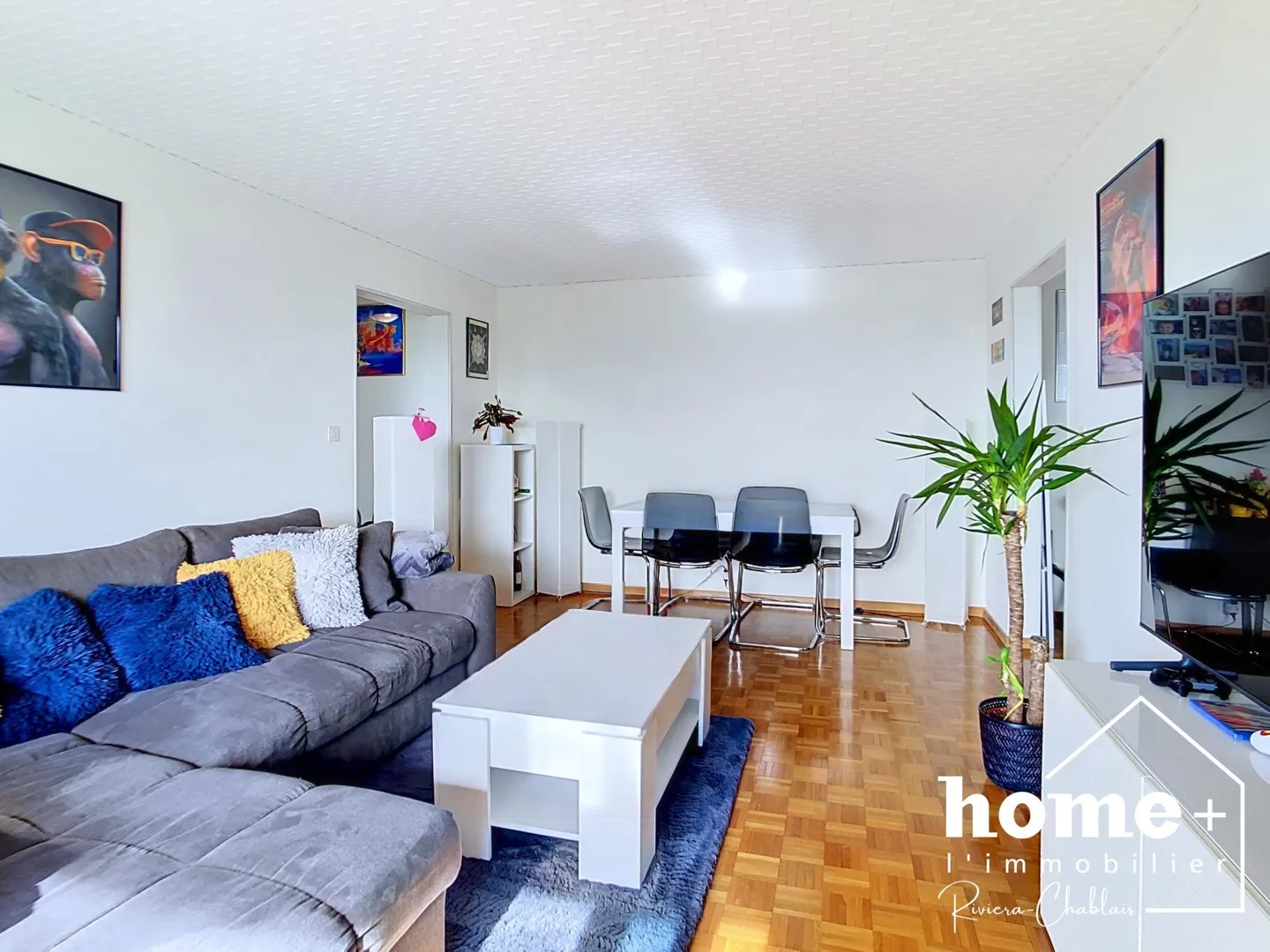 Bright 3.5 Room Apartment - Photo 2 of 11
