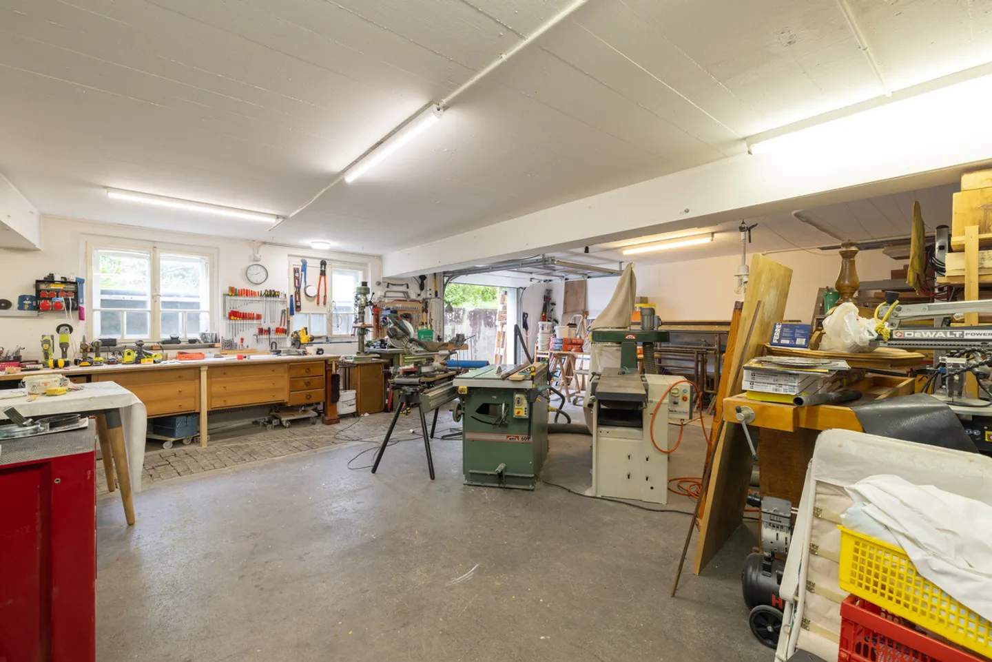 Immeuble collectif au cœur du village - Photo 9 sur 13