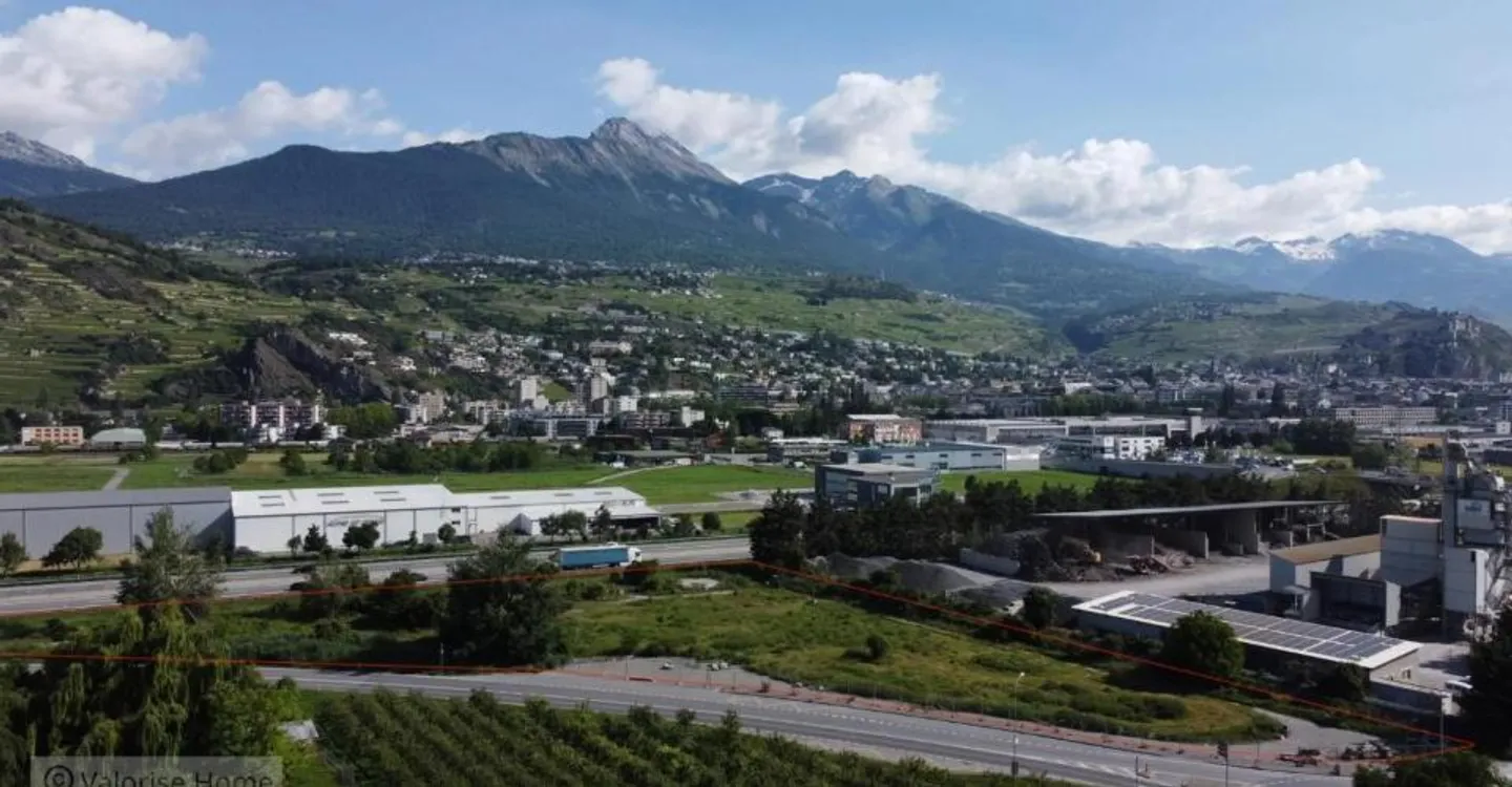 Terrain industriel à Sion - Photo 2 sur 3