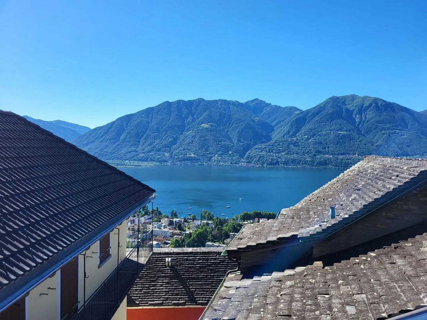 Casa ticinese originale nel nucleo di Brione s.Minusio - Foto 3 di 9