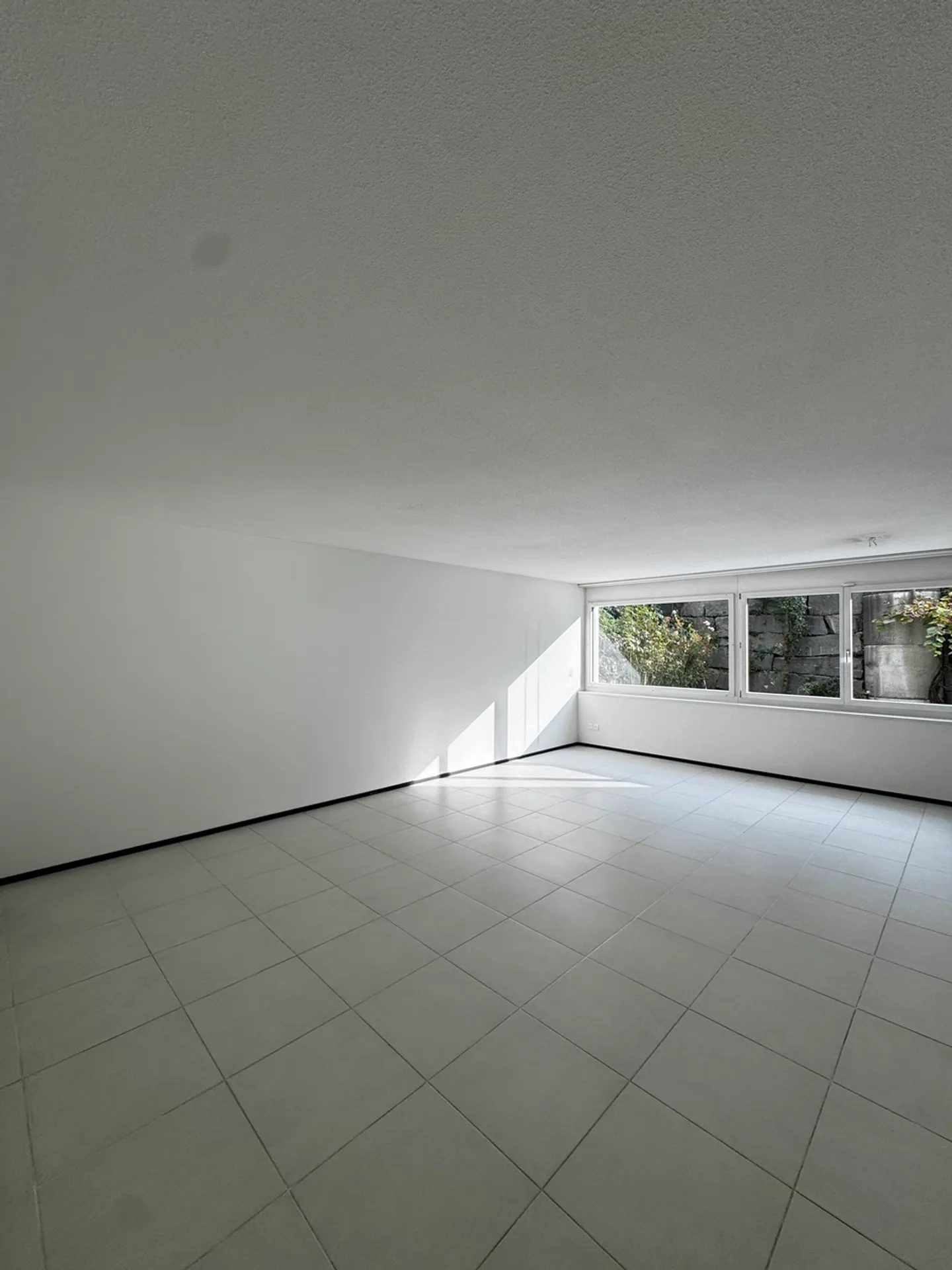 La tua nuova casa: affascinante appartamento di 5,5 stanze con giardino d'inverno - Foto 6 di 15