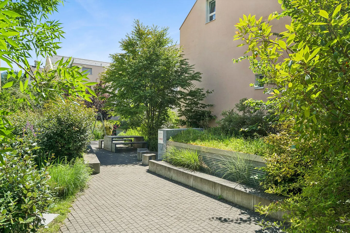 Attraktive 4.5 Zimmer-Eigentumswohnung  - naturnahe Umgebung - Foto 10 von 11