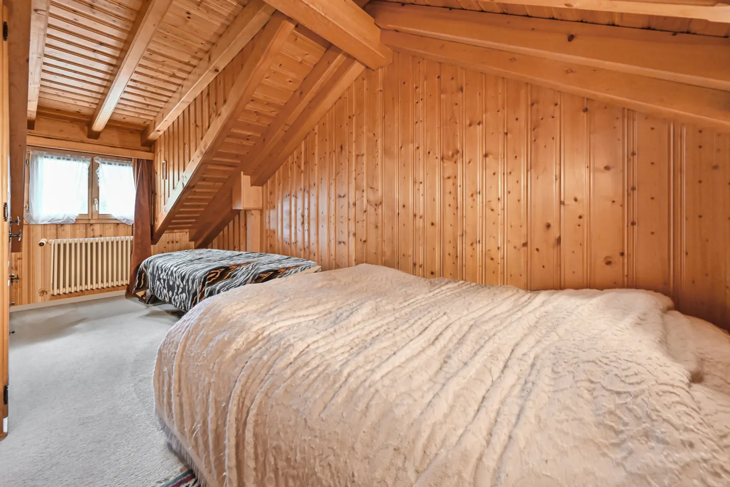 LES DIABLERETS - GEMÜTLICHE 2,5-ZIMMER-WOHNUNG IM DACHGESCHOSS - Foto 4 von 10