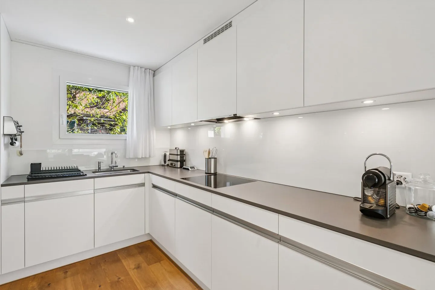 Attraktive 4.5 Zimmer-Eigentumswohnung  - naturnahe Umgebung - Foto 5 von 11
