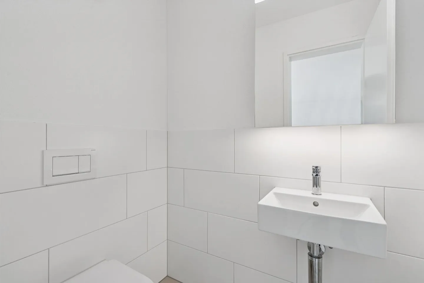 Spacious 5.5-room penthouse apartment with 50m2 terrace near the lake - Photo 13 of 26