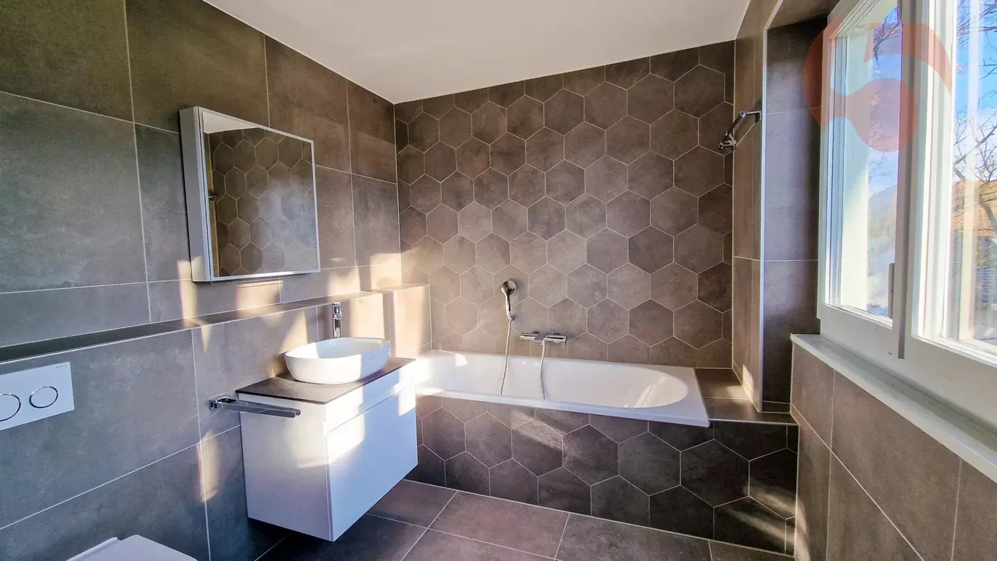 6.5 room duplex with splendid garden and terraces in a fully renovated architect - Photo 11 of 27