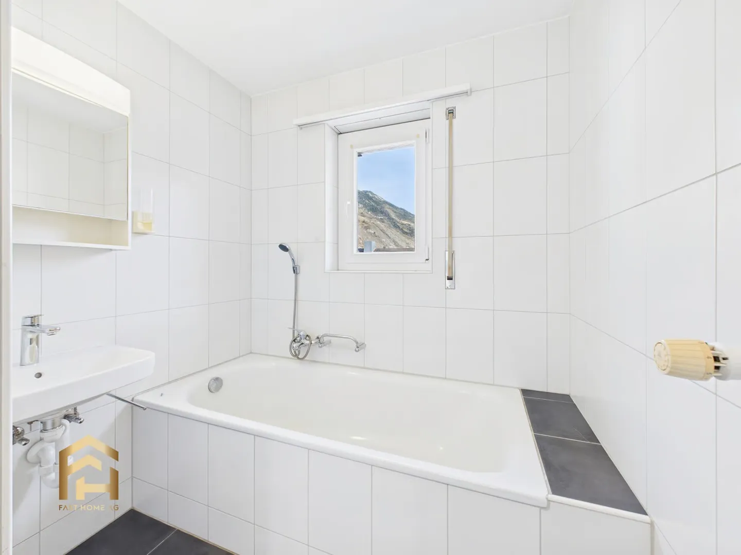Family-friendly 4.5-room apartment with balcony - Photo 13 of 13