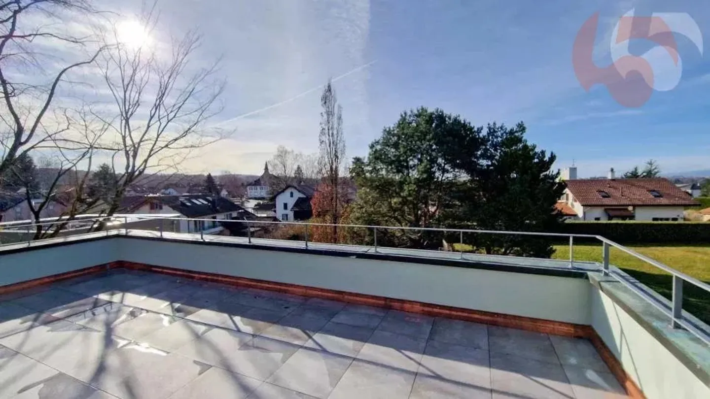 6.5 room duplex with splendid garden and terraces in a fully renovated architect - Photo 20 of 27