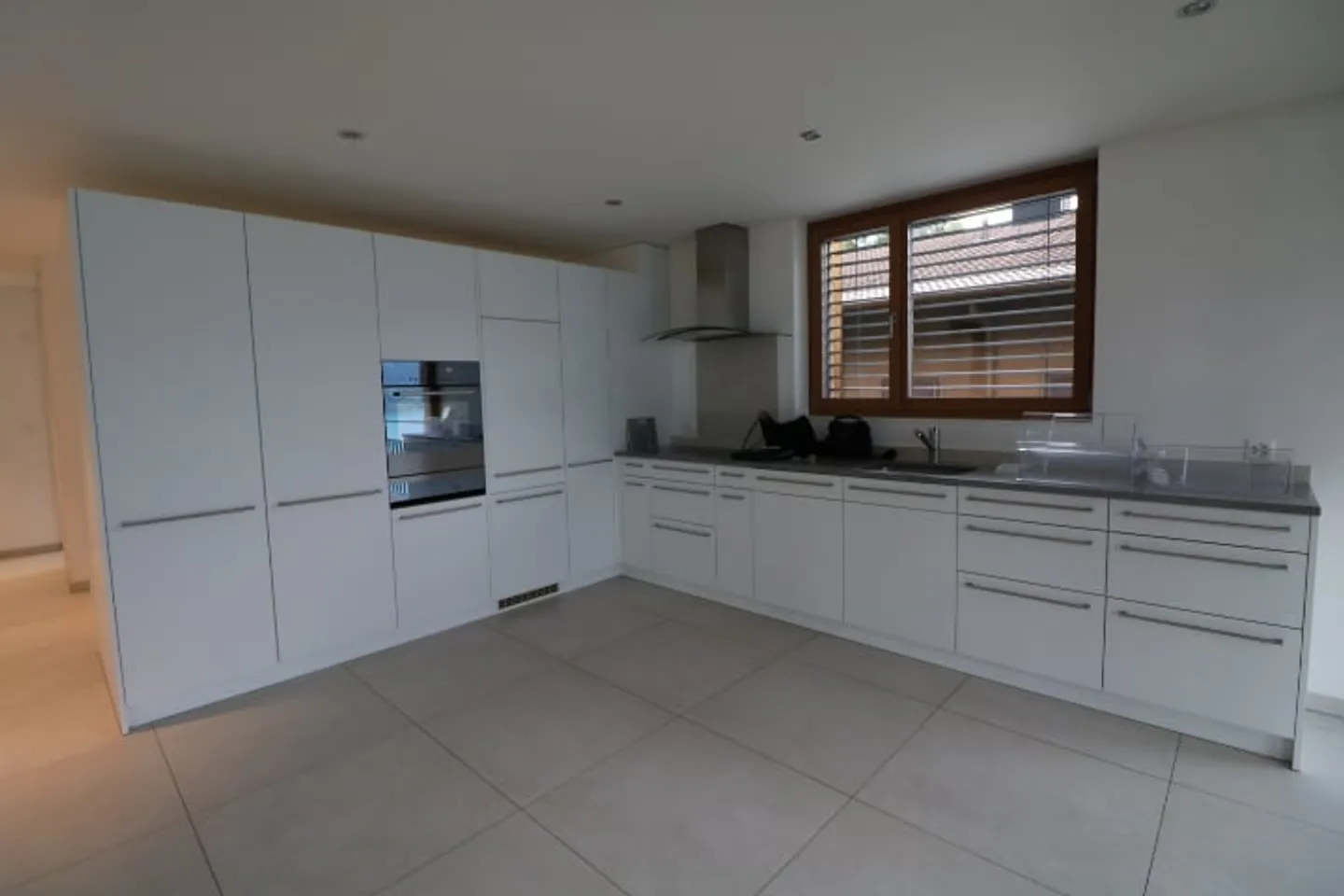 Light-flooded 3 ½ room apartment with large balcony and breathtaking lake view - Photo 5 of 15