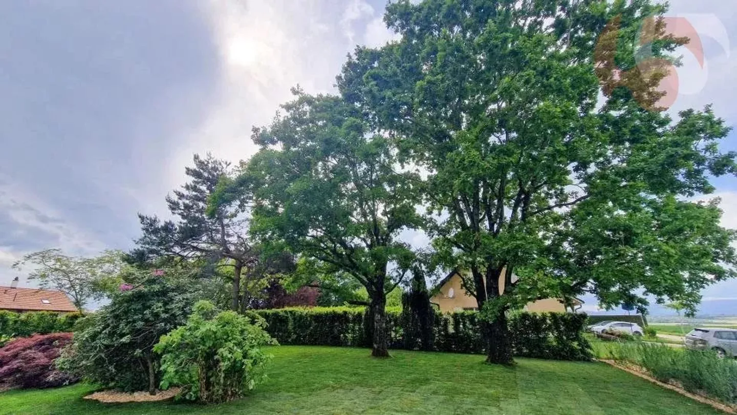 6.5 room duplex with splendid garden and terraces in a fully renovated architect - Photo 18 of 27