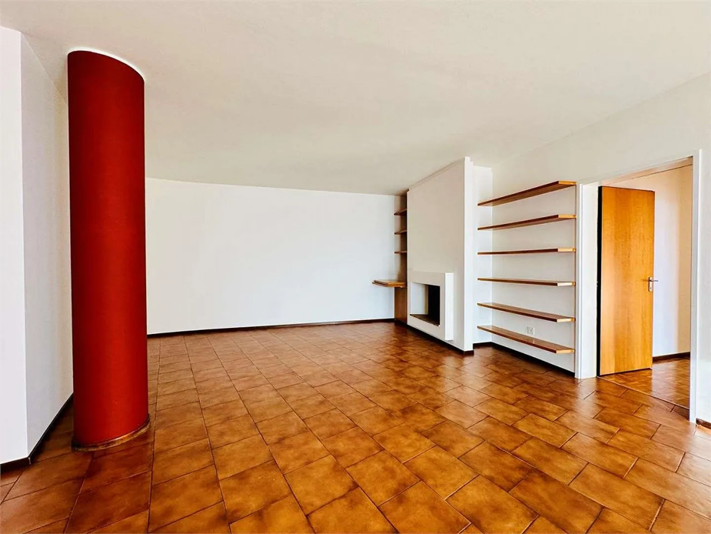 Vacallo - affittiamo 3.5 loc. luminoso con vista scenografica - Foto 3 di 12