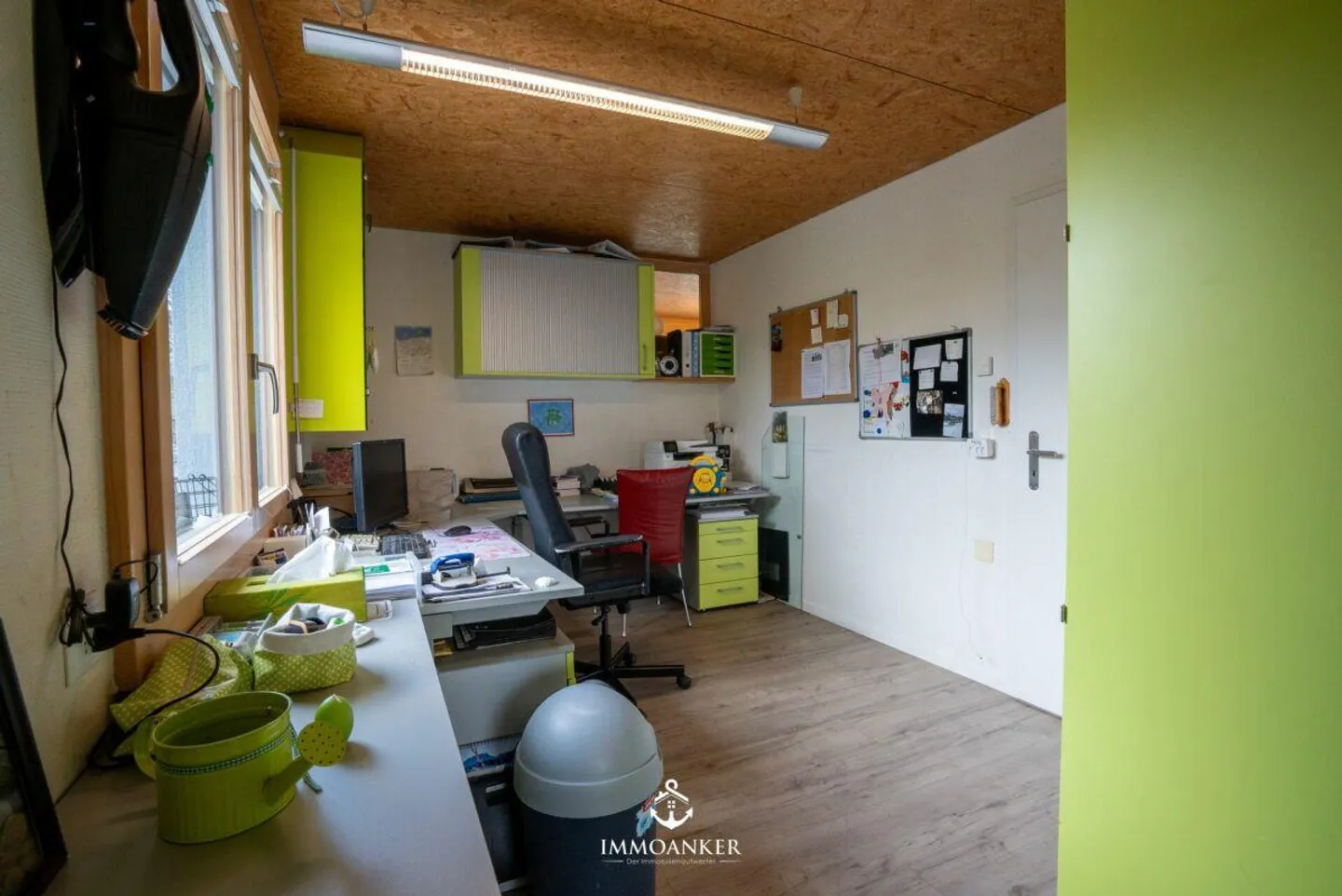 Ampia casa unifamiliare con molte possibilità d'uso e garage... - Foto 5 di 18