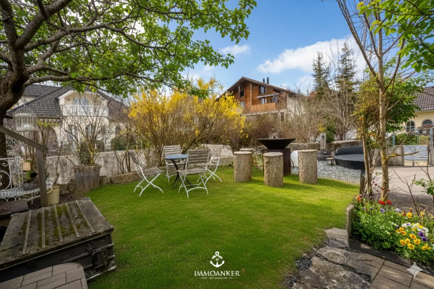 Ampia casa unifamiliare con molte possibilità d'uso e garage... - Foto 16 di 18