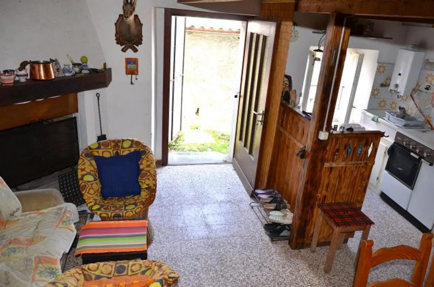 3 1/2-Room Rustic in a Very Quiet, Sunny Location with a View / Cascina d... - Photo 2 of 40