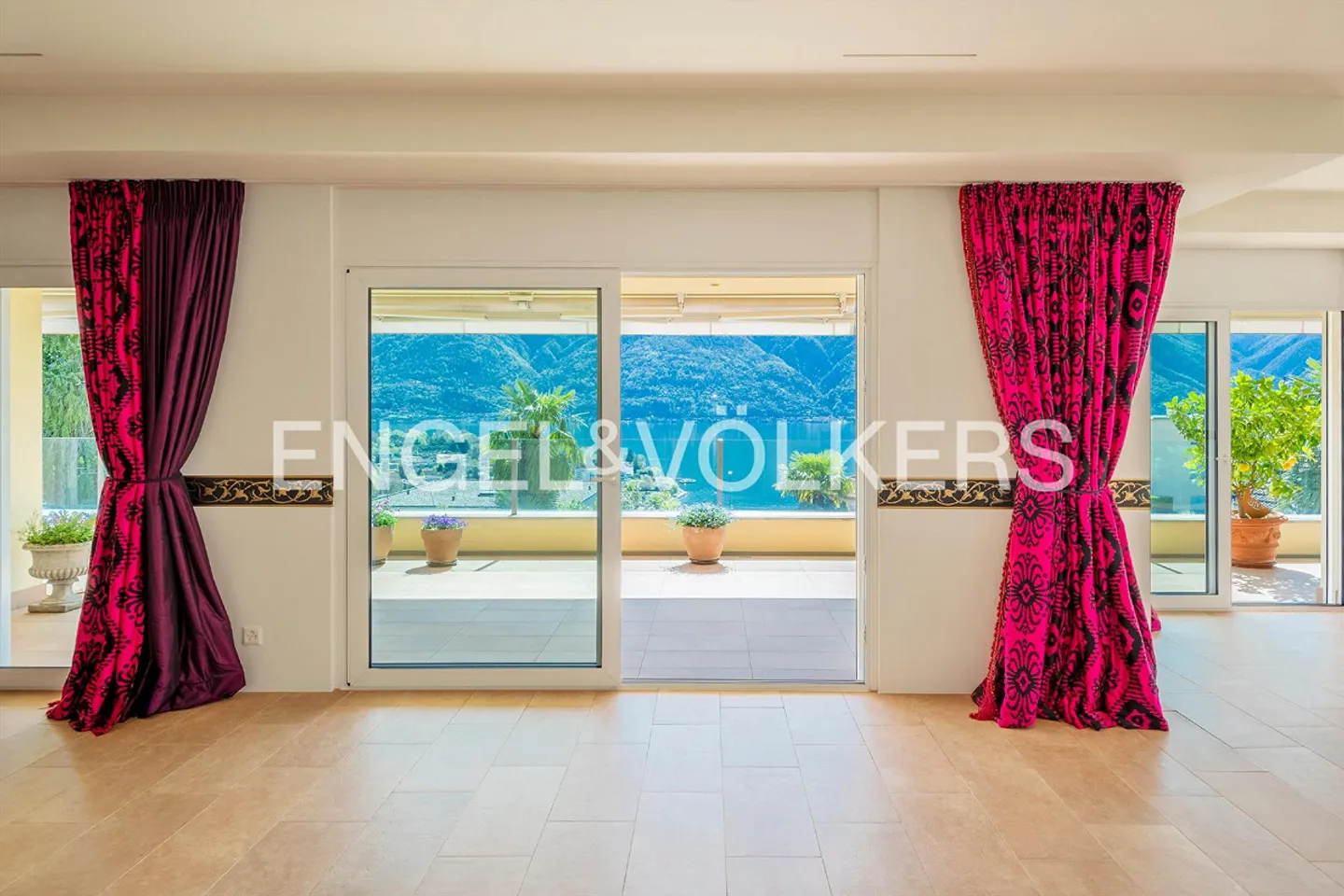 Prestigepenthouse mit Seesicht am Monte Verità (25) - Foto 2 von 14