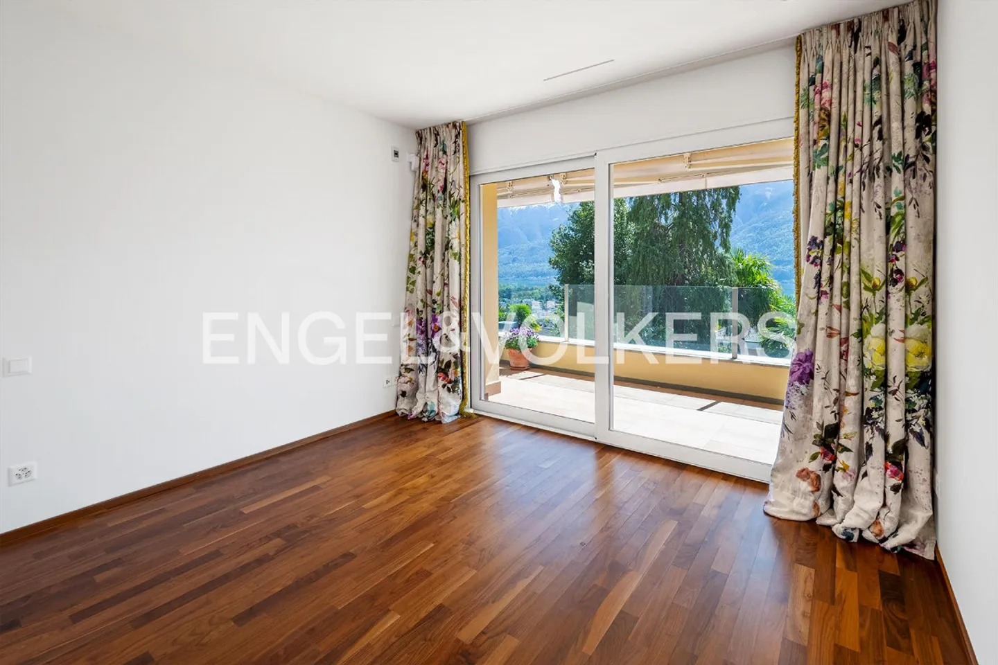 Prestigepenthouse mit Seesicht am Monte Verità (25) - Foto 8 von 14