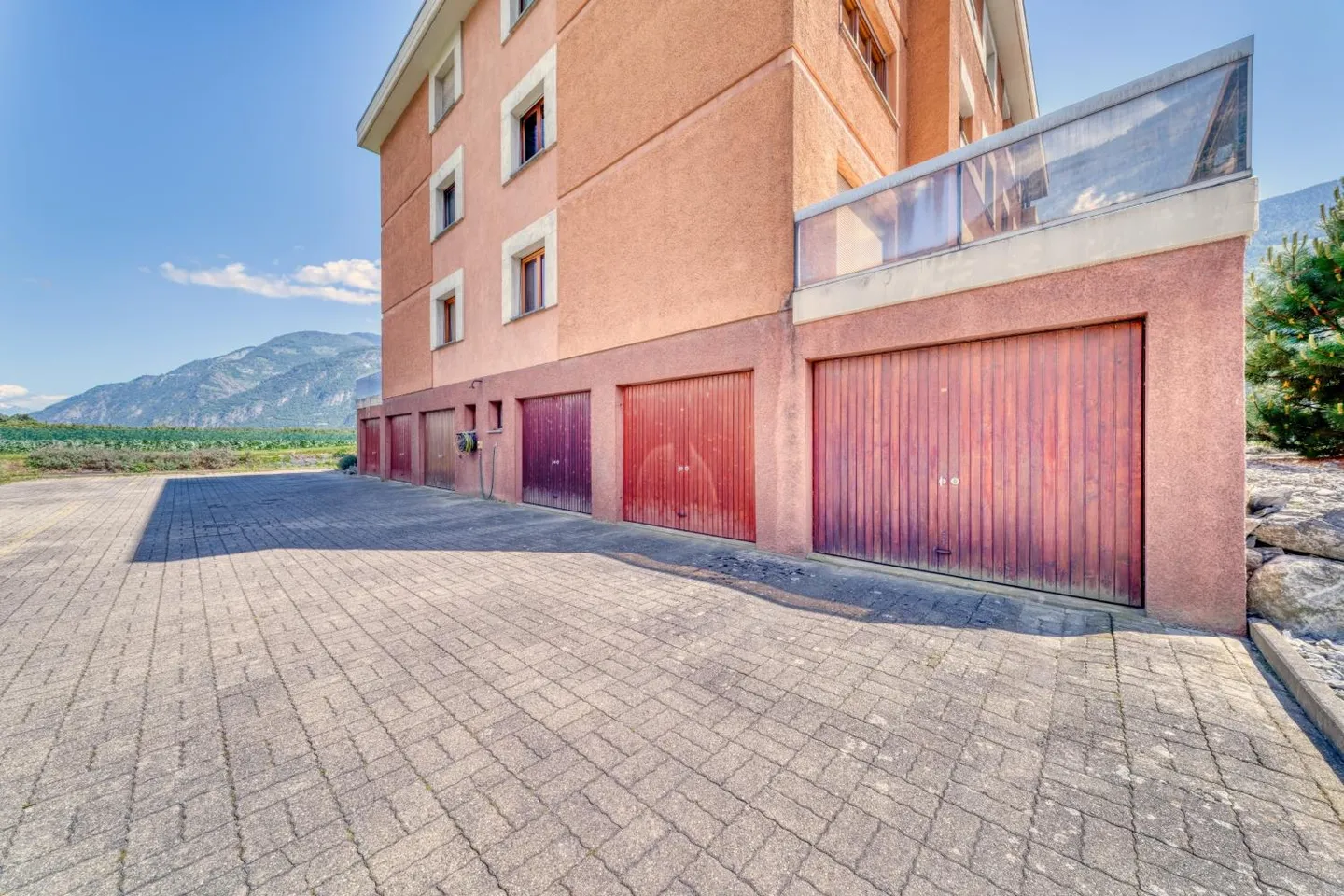 Appartamento con terrazza 4.5 stanze - Foto 8 di 12