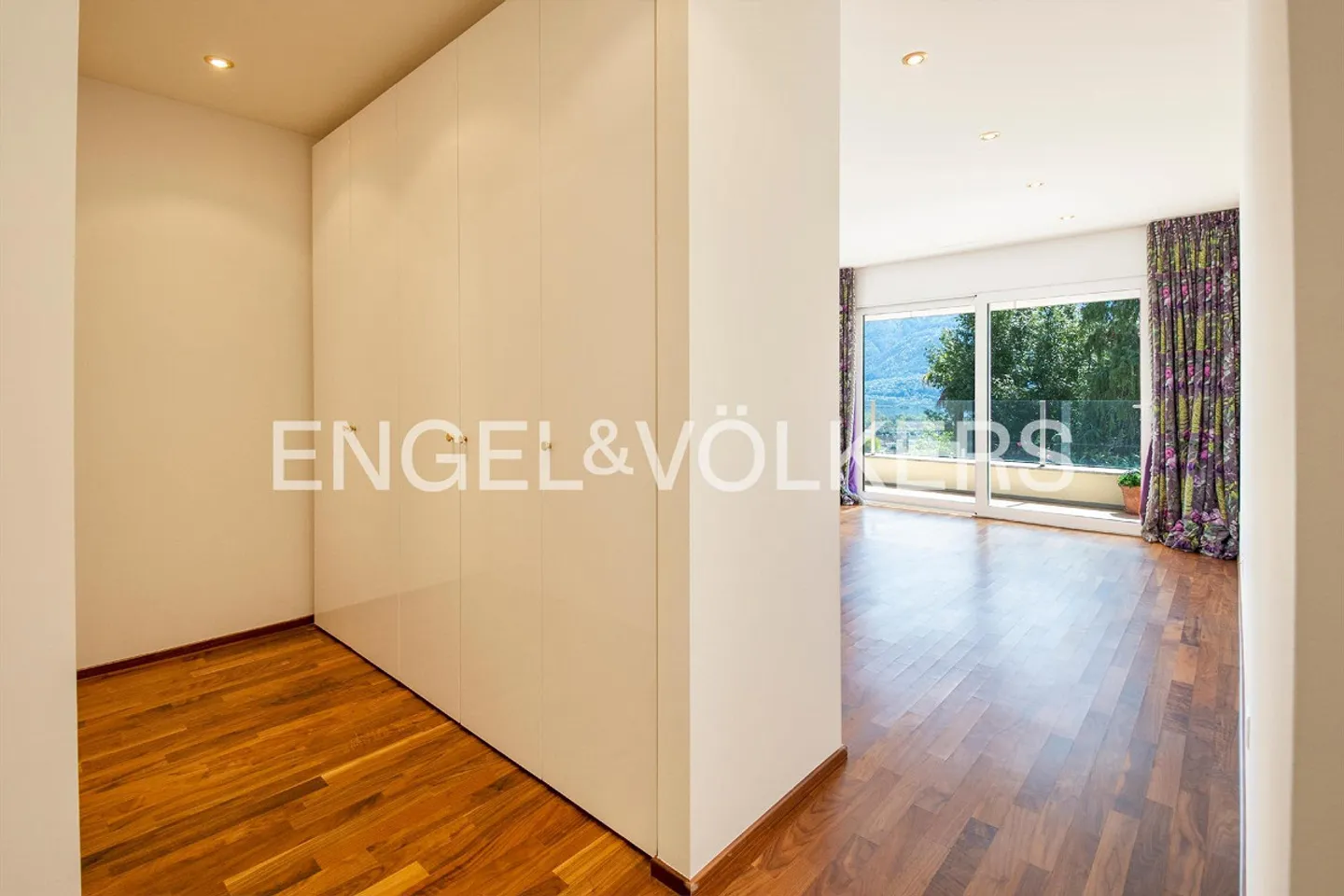 Prestigepenthouse mit Seesicht am Monte Verità (25) - Foto 9 von 14
