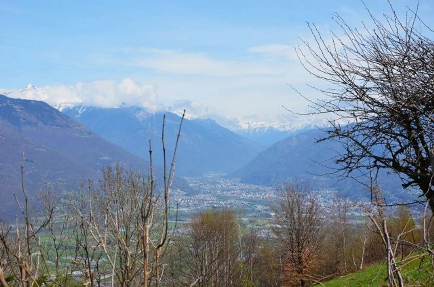 3 1/2-Room Rustic in a Very Quiet, Sunny Location with a View / Cascina d... - Photo 20 of 40