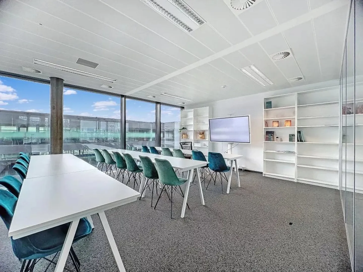 Modernes Büro in Lignon - Foto 1 von 7