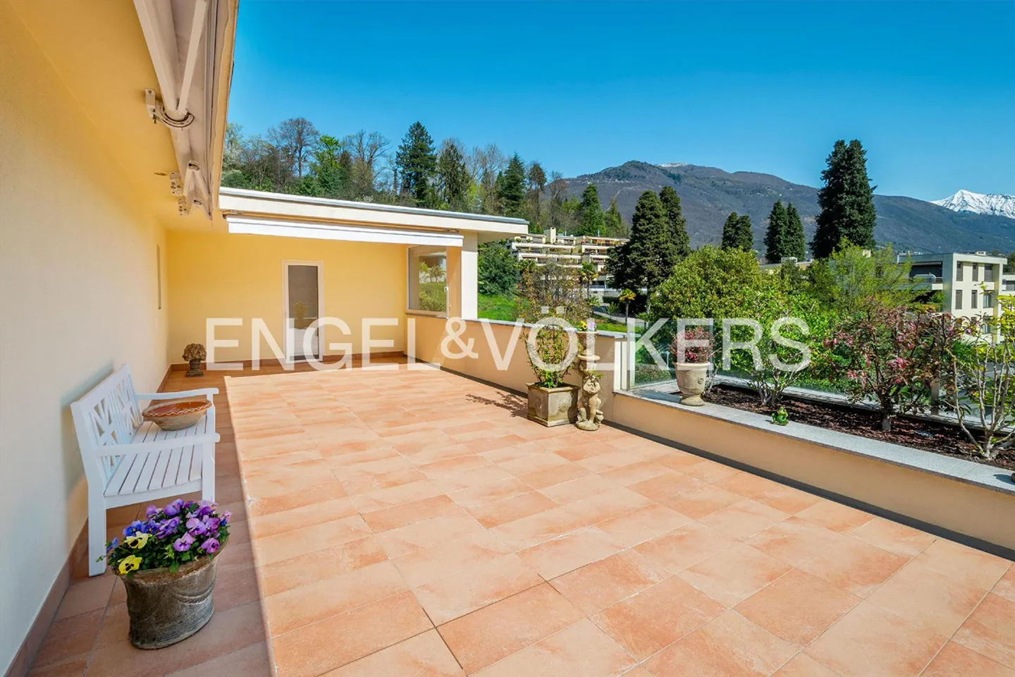 Prestigepenthouse mit Seesicht am Monte Verità (25) - Foto 13 von 14