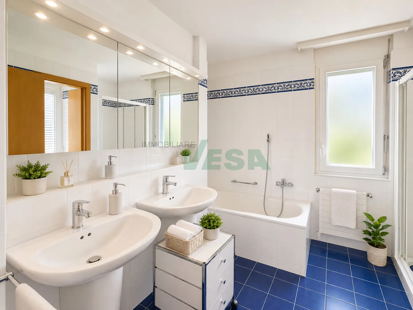 Villa spacieuse avec piscine et vues - Photo 14 sur 17