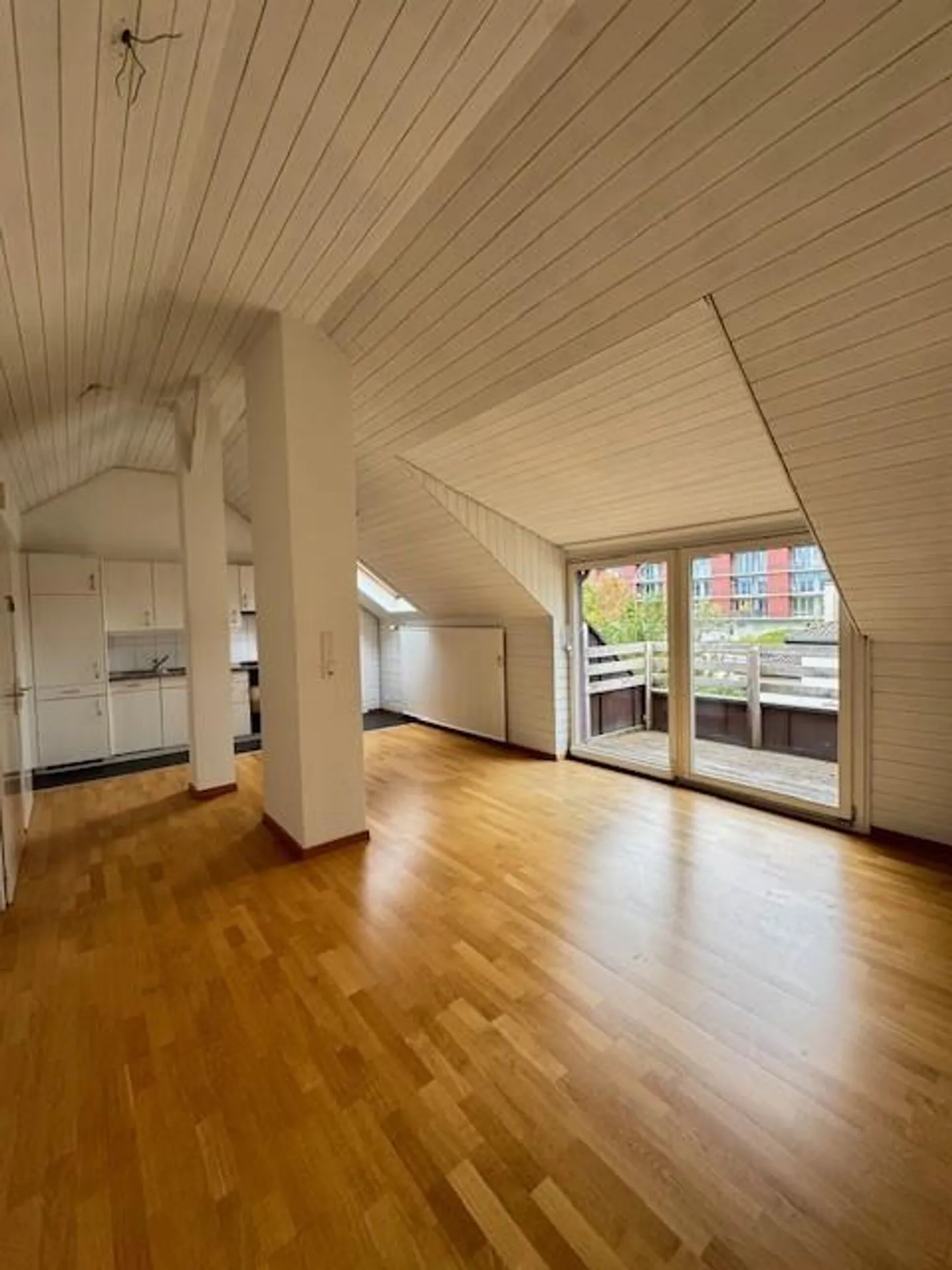 Wohnen mit Aussicht - 3.5-Zimmerwohnung nahe der Aare - Foto 1 von 10